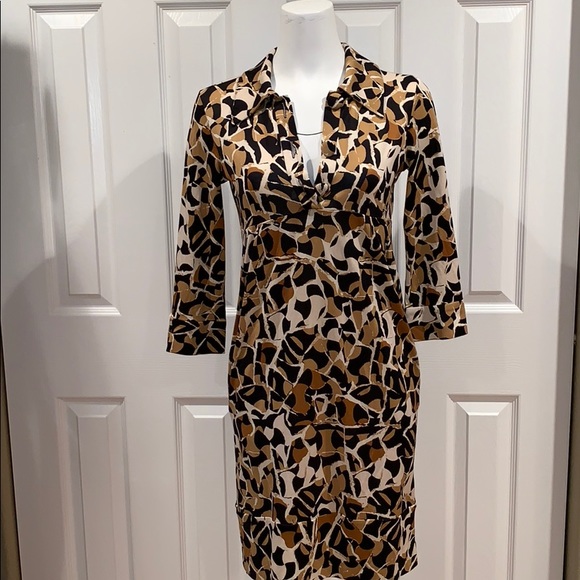 Diane Von Furstenberg Dresses & Skirts - Diane von Furstenberg dress – size 4